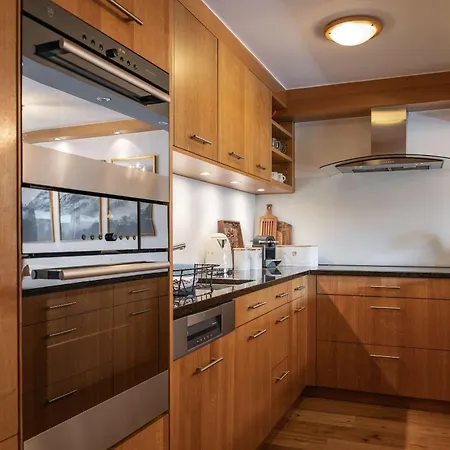 Olympia, Sleeps 6 Apartman *